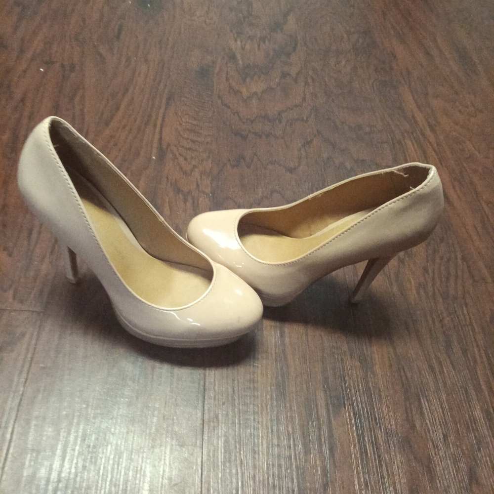 LC Lauren Conrad Blush Heels
